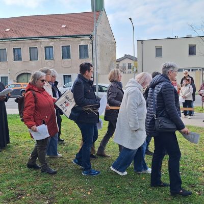 Kreuzweg im Schlosspark 2026